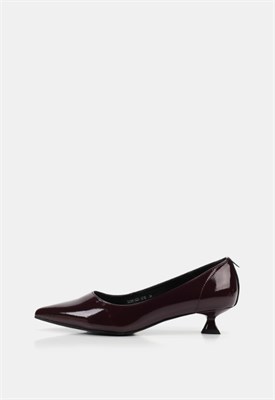 {{photo.Alt || photo.Description || 'Туфли лаковые Giovanni Aidini'}}